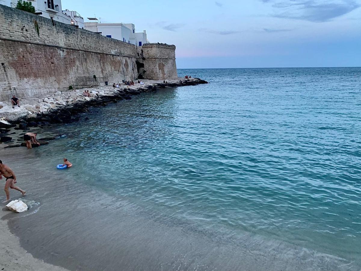 Apartamento Dimora Di Donna Monopoli Exterior foto