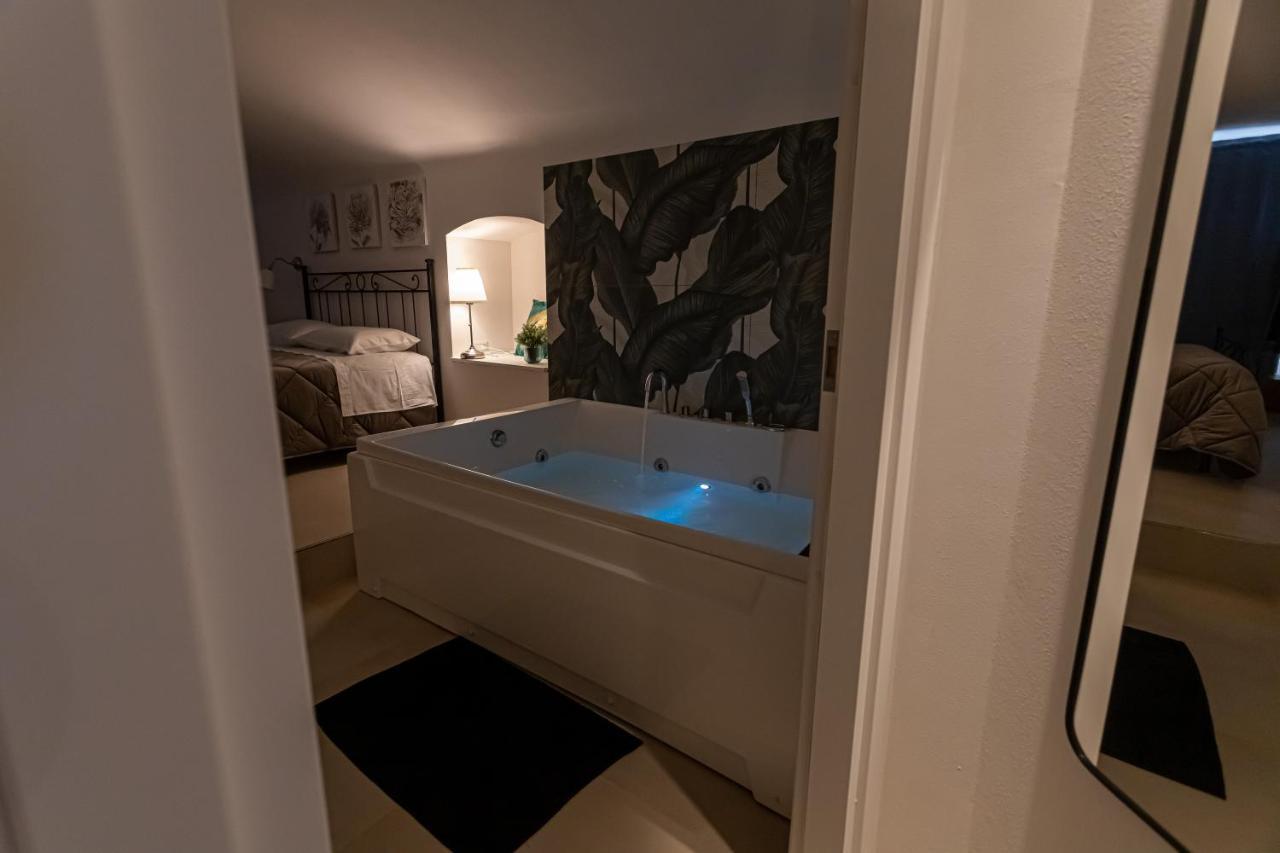 Apartamento Dimora Di Donna Monopoli Exterior foto